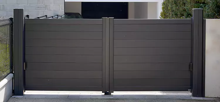 Common Residential Gate Issues We Resolve in Evanston, IL