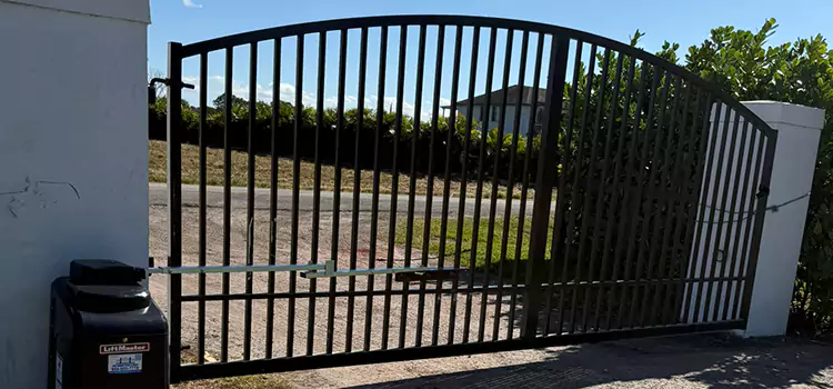 Driveway Fence Repair Evanston